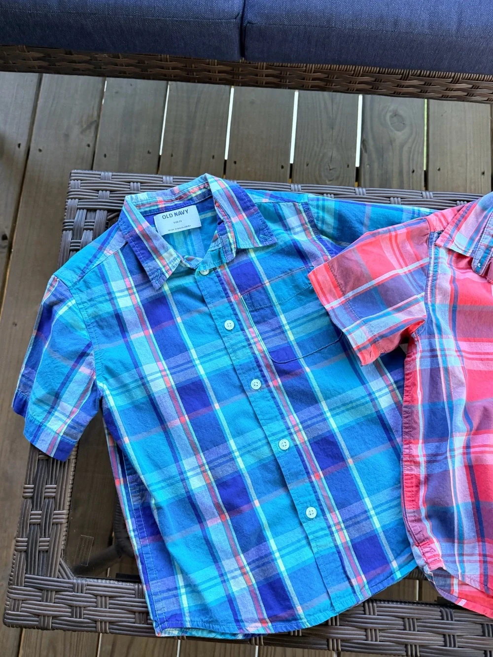 Old Navy Boys' Short-Sleeve Plaid Shirts  Size Small